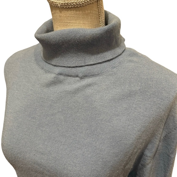 Pull & Bear Soft Blue Turtleneck Cropped Sweater - Picture 4 of 8